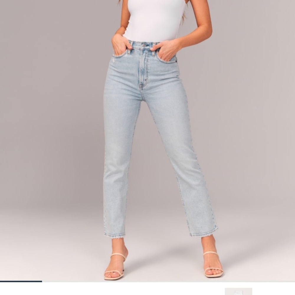 Abercrombie Curve Love Ultra High Rise Ankle jeans